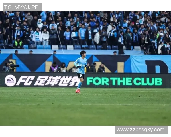 大连足球魅力四射外国明星球员助力城市体育发展与文化交流 大连足球魅力四射外国明星球员助力城市体育发展与文化交流