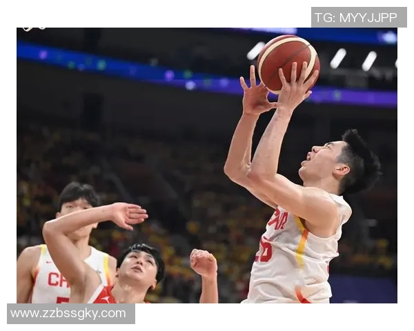 广州篮球队战术解析:对比分析球队风格与战术执行的优势与不足 广州篮球队战术解析:对比分析球队风格与战术执行的优势与不足