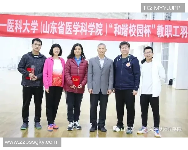 杭州羽毛球队个人能力引发热议球员表现与团队协作之争分析 杭州羽毛球队个人能力引发热议球员表现与团队协作之争分析